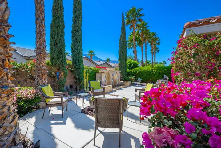 61275 Fire Barrel Dr., La Quinta