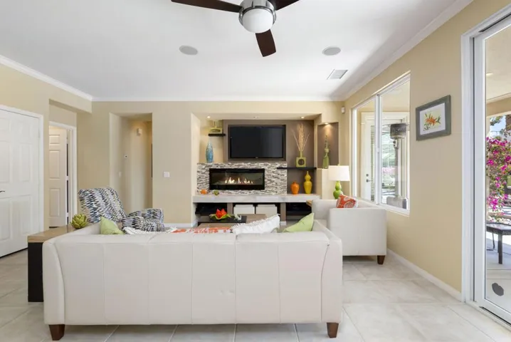 61275 Fire Barrel Dr., La Quinta