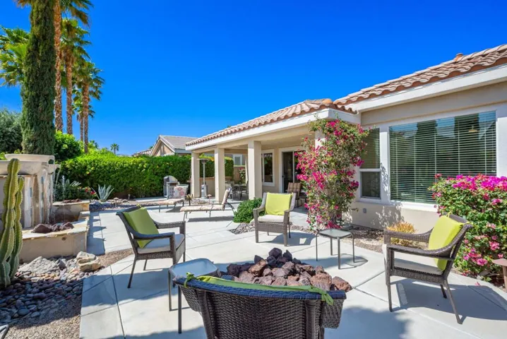 61275 Fire Barrel Dr., La Quinta