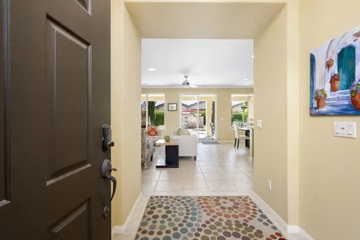 61275 Fire Barrel Dr., La Quinta