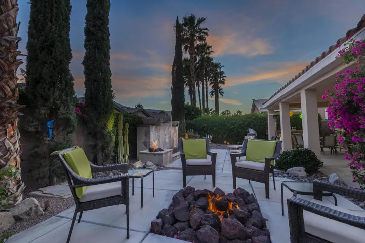 61275 Fire Barrel Dr., La Quinta
