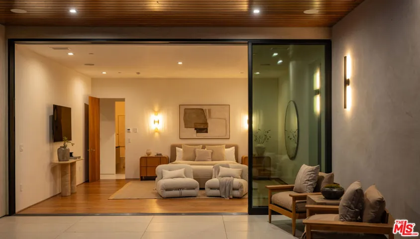 12752 Mulholland Drive, Beverly Hills, California 90210