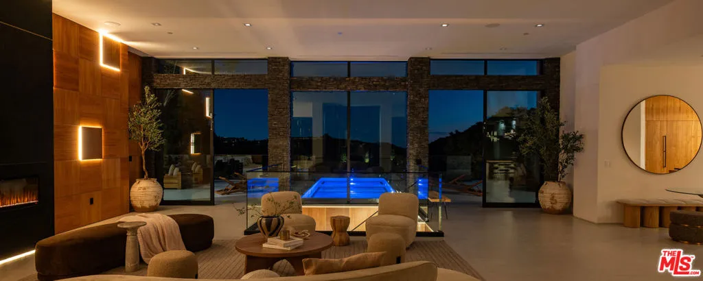 12752 Mulholland Drive, Beverly Hills, California 90210