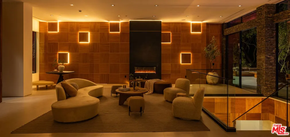 12752 Mulholland Drive, Beverly Hills, California 90210