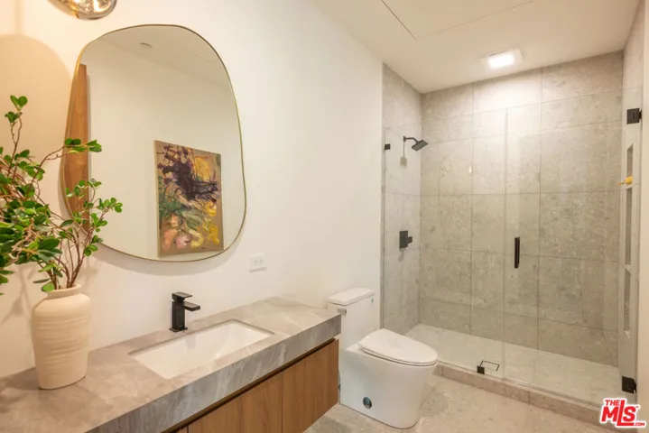 12752 Mulholland Drive, Beverly Hills, California 90210
