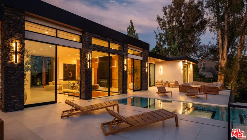 12752 Mulholland Drive, Beverly Hills, California 90210