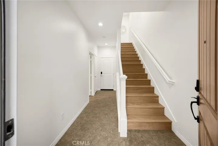 1st Floor Entry - Direct Access to Garage