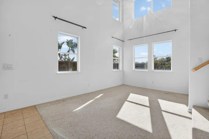 Front entry/Living Room