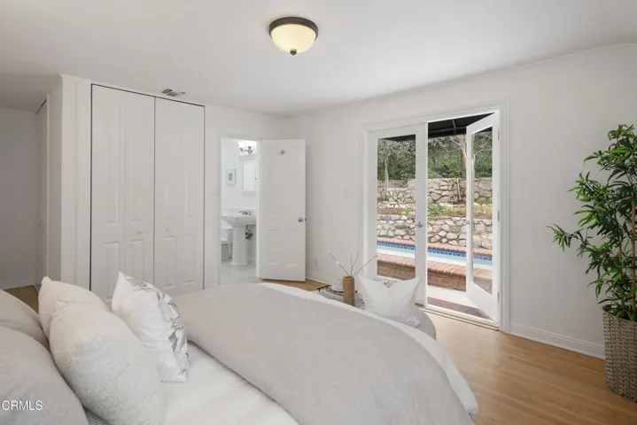 SSR_3232Vickers_043_FLEXMLS