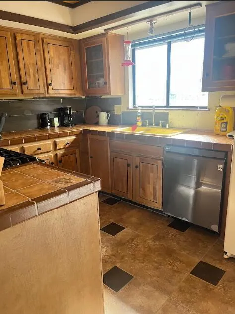 324 San Anselmo Drive, Big Bear, California 92314 home-pic-10