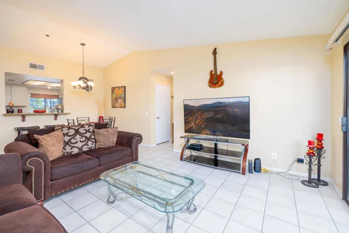 2026-1-CalleMora-WEB-18