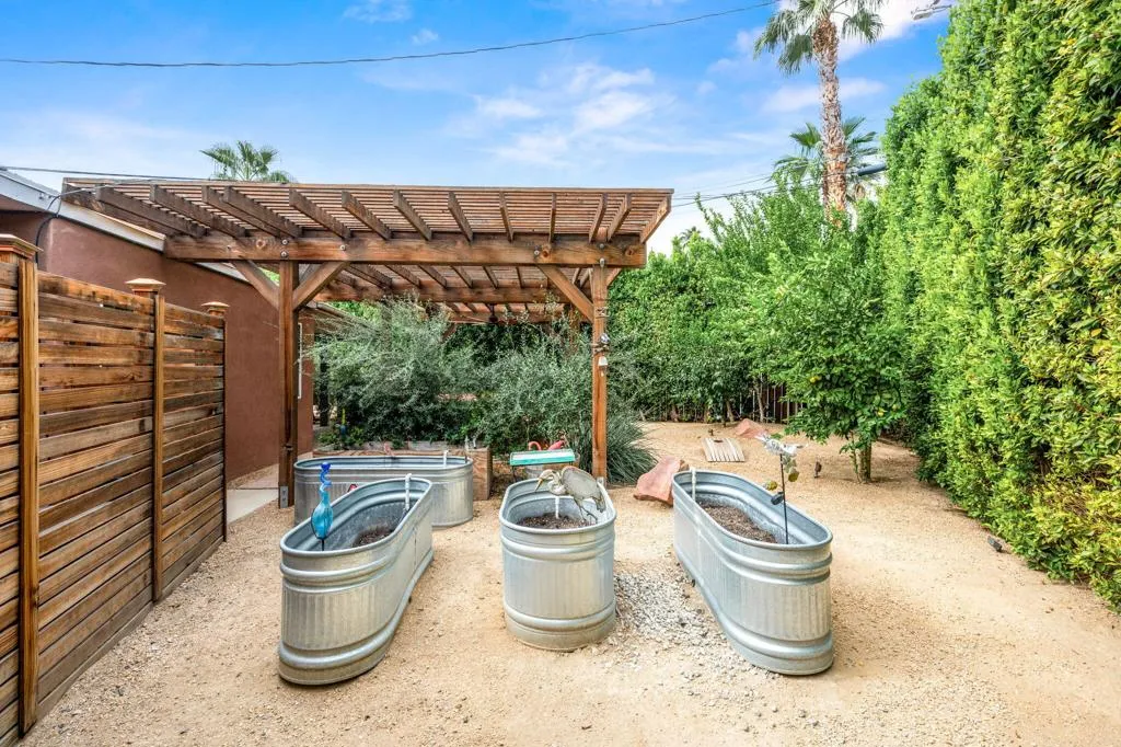 45496 Garden Square, Palm Desert, California 92260 home-pic-26