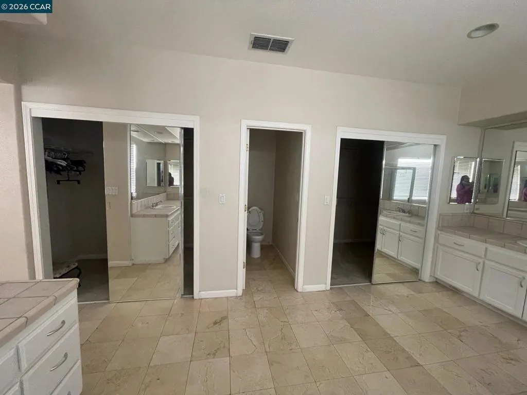 2096 Goldpine Way, Antioch, California 94509 home-pic-12