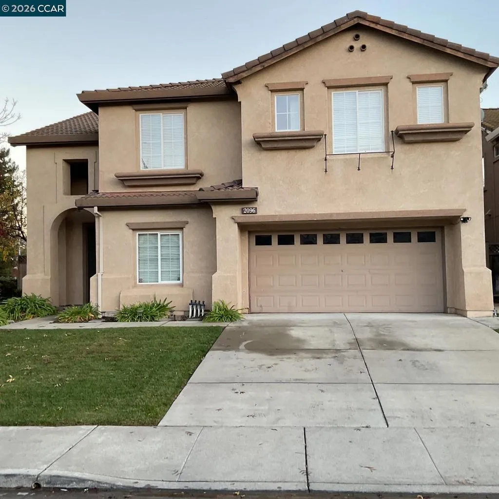 2096 Goldpine Way, Antioch, California 94509 home-pic-1