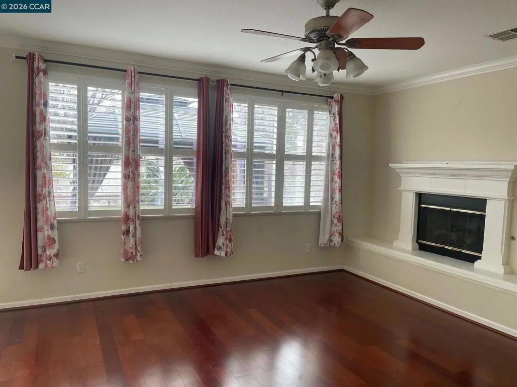 2096 Goldpine Way, Antioch, California 94509 home-pic-16