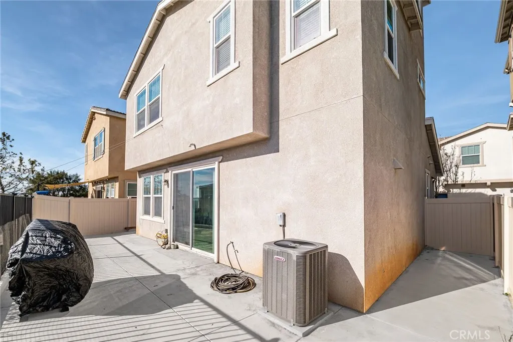 7404 Hawkeye Ridge Road, Jurupa Valley, California 92509 home-pic-33