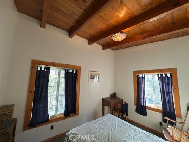 33058 Juniper Lane, Green Valley Lake, California 92341 home-pic-16