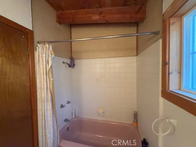 33058 Juniper Lane, Green Valley Lake, California 92341 home-pic-13
