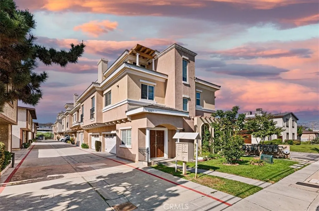 1927 Strathmore G, San Gabriel, California 91776 home-pic-1