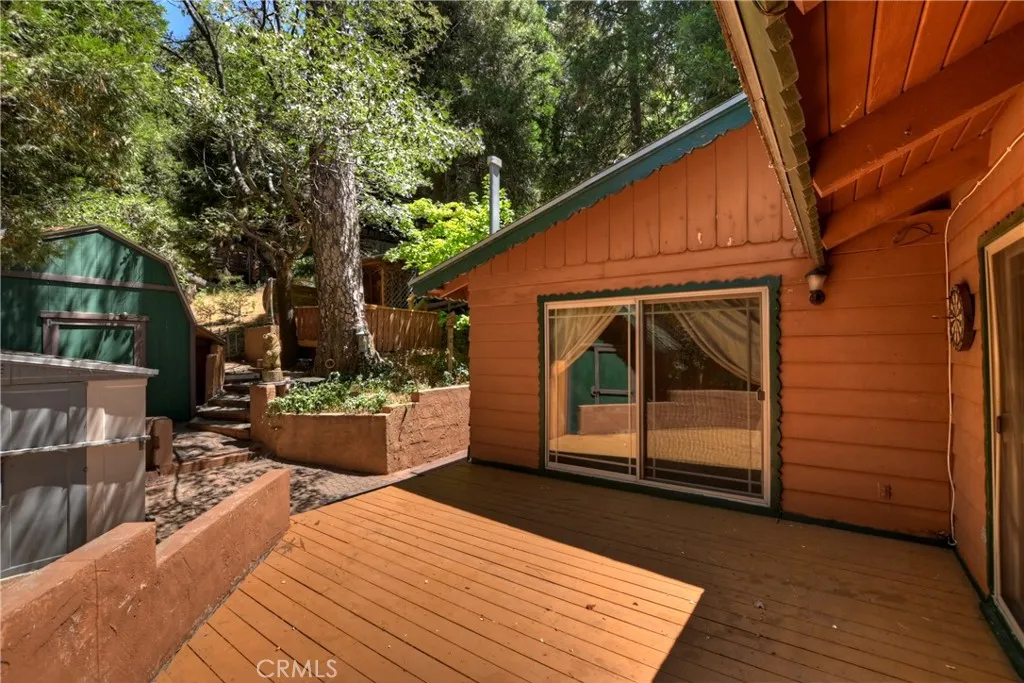 24194 Zurich, Crestline, California 92325 home-pic-13