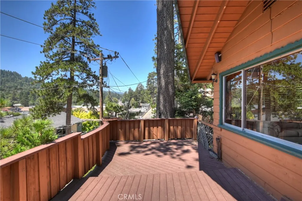 24194 Zurich, Crestline, California 92325 home-pic-24