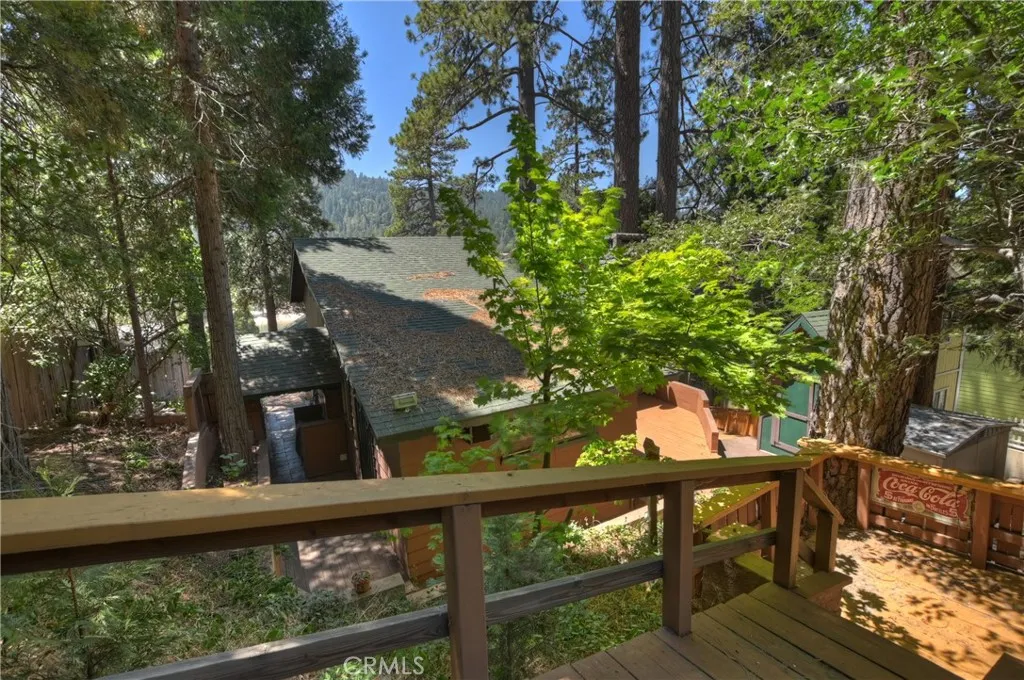24194 Zurich, Crestline, California 92325 home-pic-16