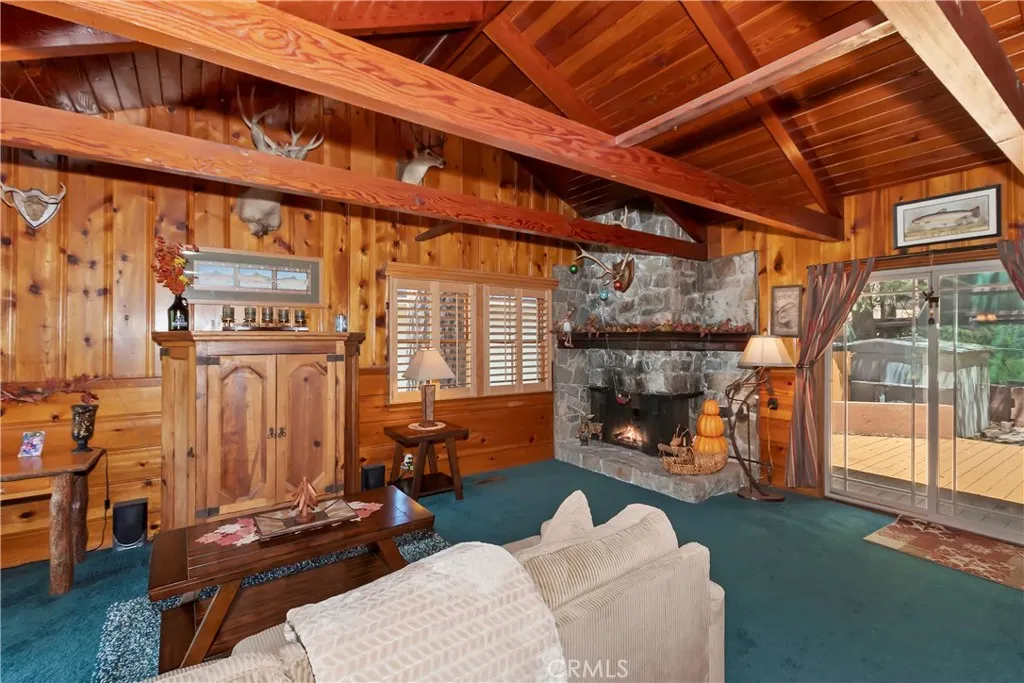 24194 Zurich, Crestline, California 92325 home-pic-30