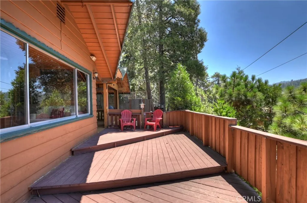 24194 Zurich, Crestline, California 92325 home-pic-21