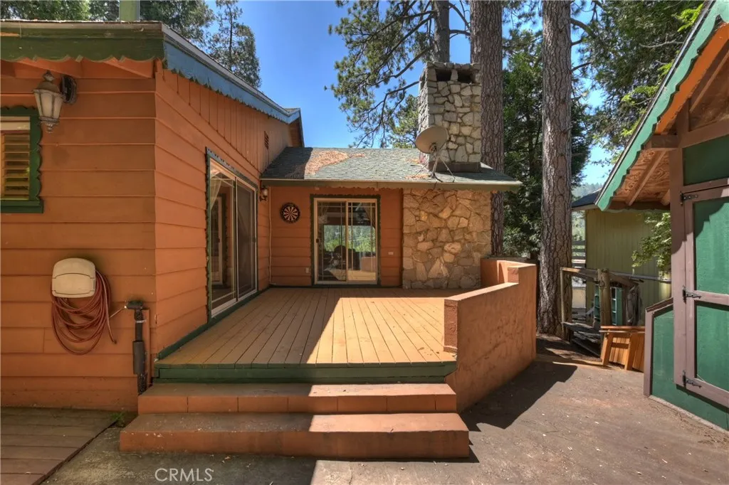 24194 Zurich, Crestline, California 92325 home-pic-11