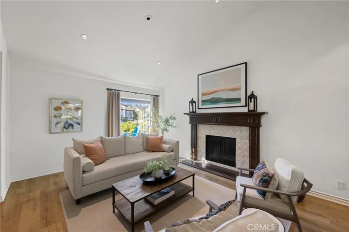 3793 Calle Linda Vista, Newbury Park, California 91320