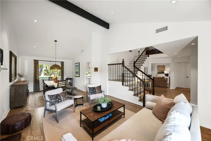 3793 Calle Linda Vista, Newbury Park, California 91320
