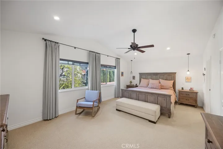 3793 Calle Linda Vista, Newbury Park, California 91320