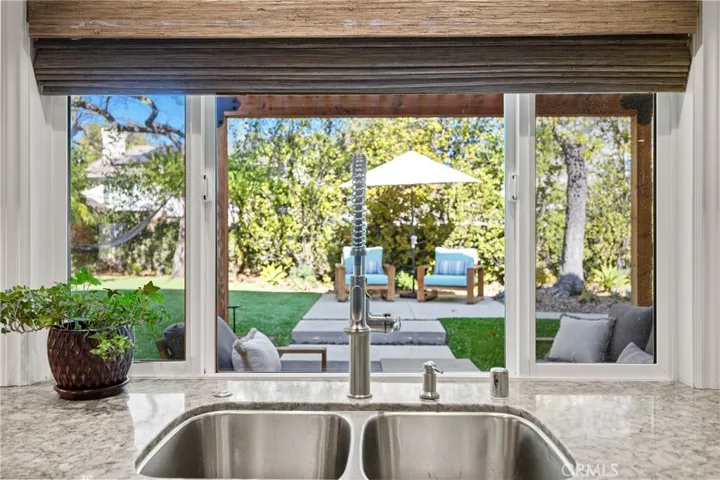 3793 Calle Linda Vista, Newbury Park, California 91320