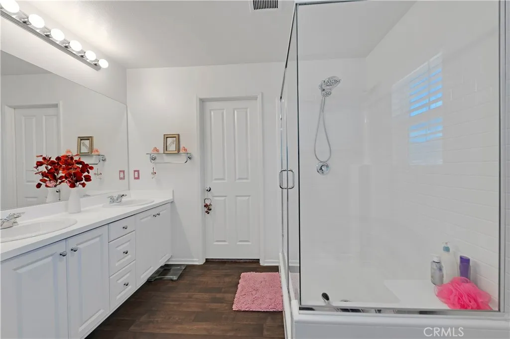 29382 Marblewood Court, Winchester, California 92596 home-pic-23