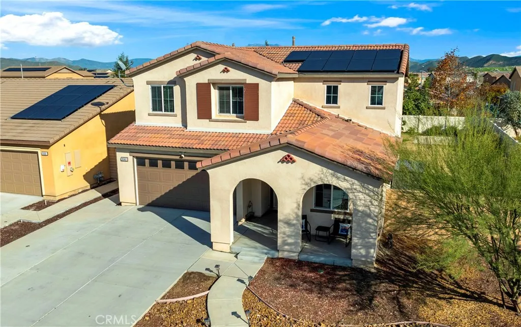 29382 Marblewood Court, Winchester, California 92596 home-pic-2
