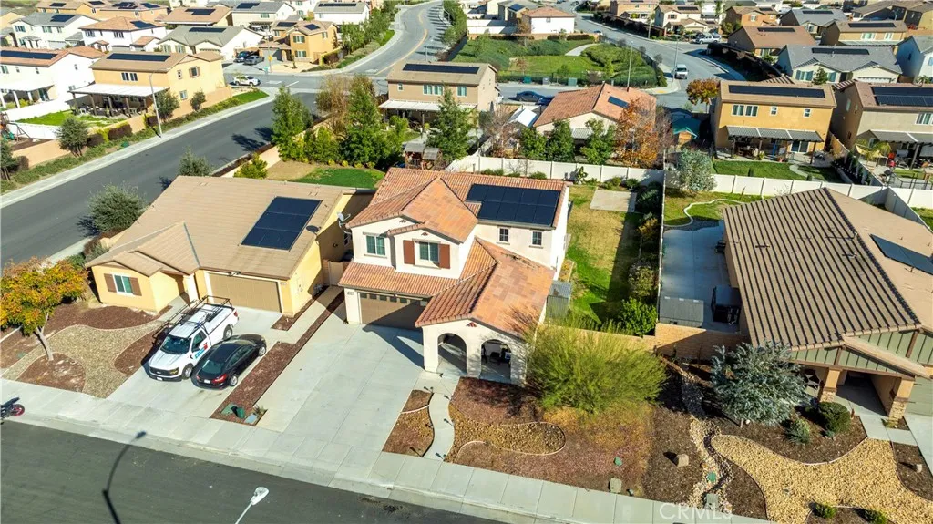 29382 Marblewood Court, Winchester, California 92596 home-pic-8