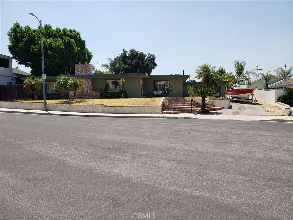 8110 Brownstone Street, Sunland, California 91040 home-pic-4
