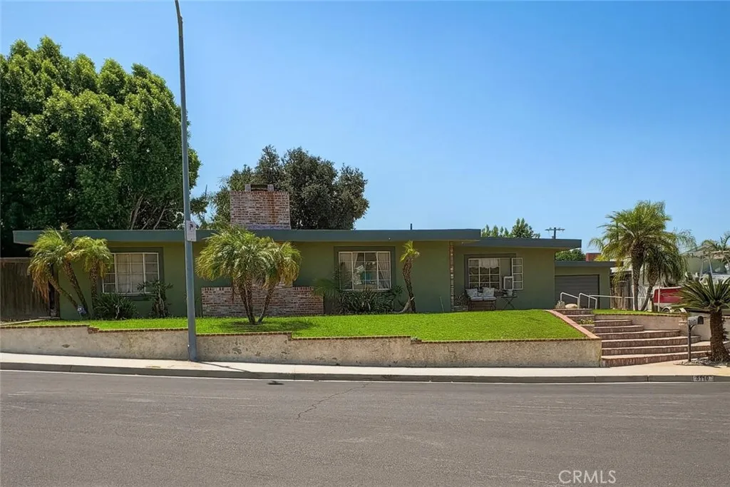 8110 Brownstone Street, Sunland, California 91040 home-pic-3