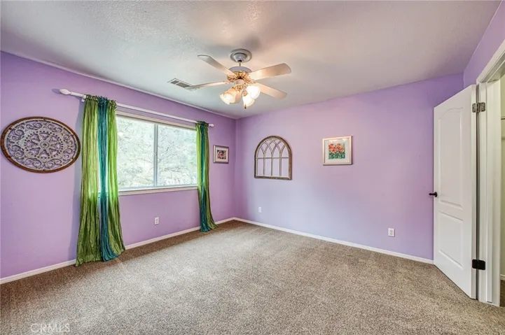 Now White Walls