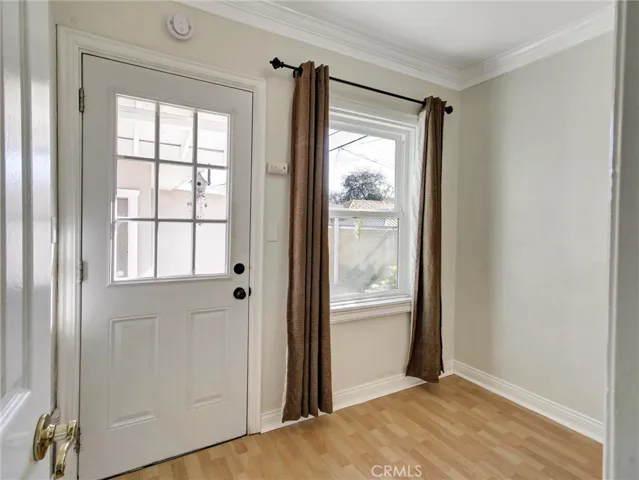 Nice area leading to backyard