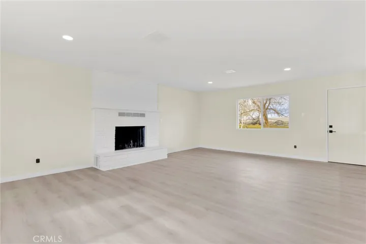 47424 Paddington, Landers, California 92285