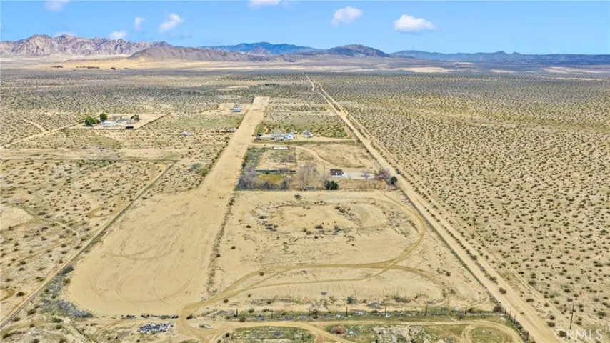 47424 Paddington, Landers, California 92285