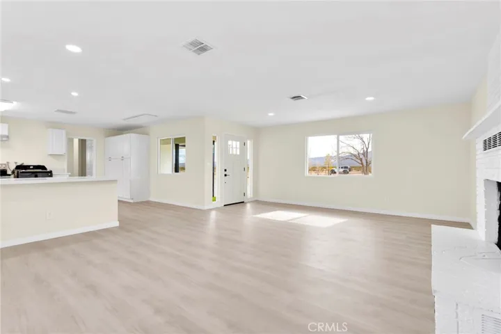 47424 Paddington, Landers, California 92285