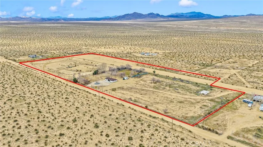  Lot boundaries are estimated