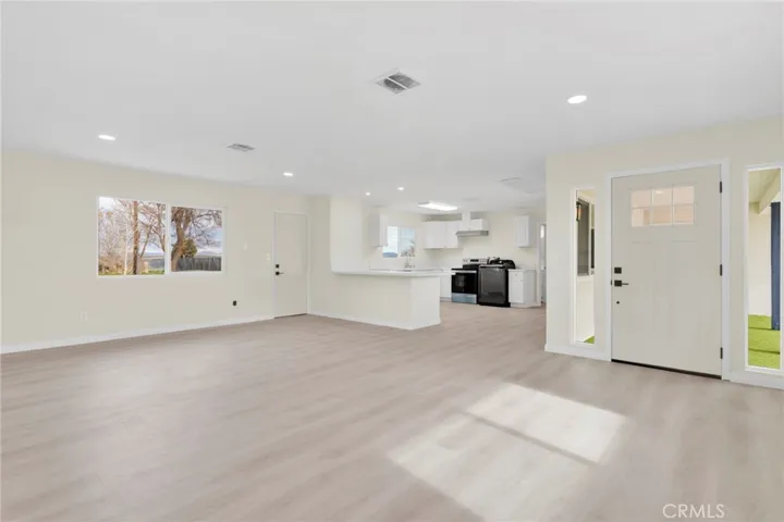 47424 Paddington, Landers, California 92285