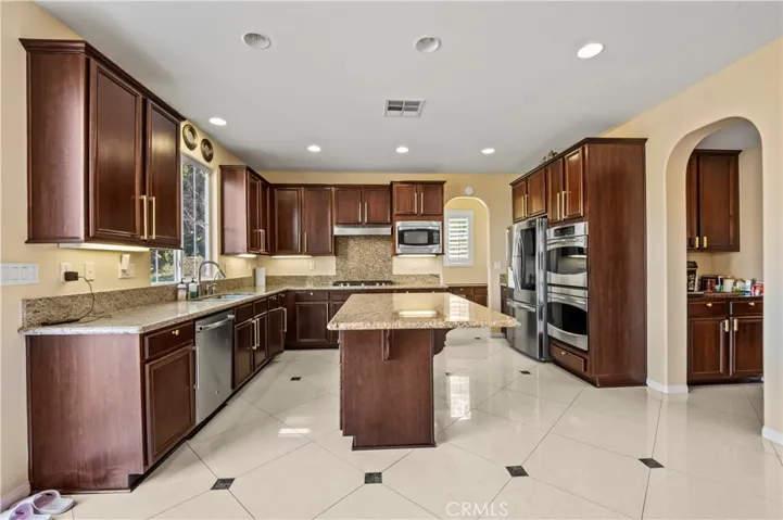 12810 Sierra Creek, Riverside, California 92503