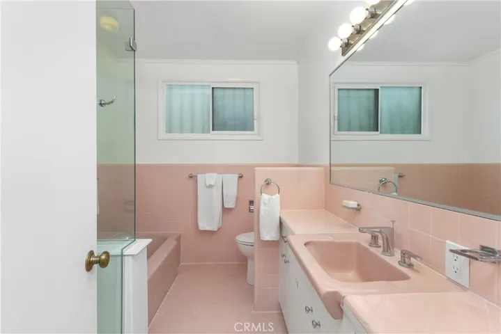 Beautifl original tile in the bathroom.