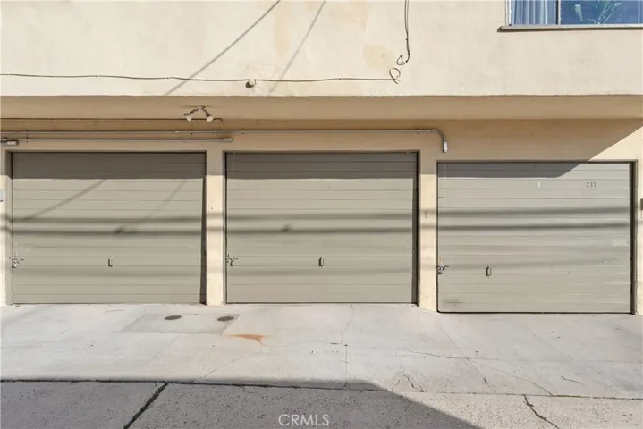 1 car garage included.