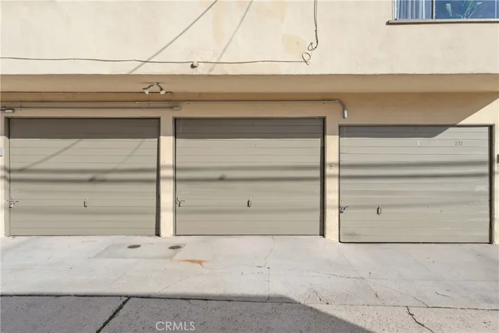 1 car garage included.