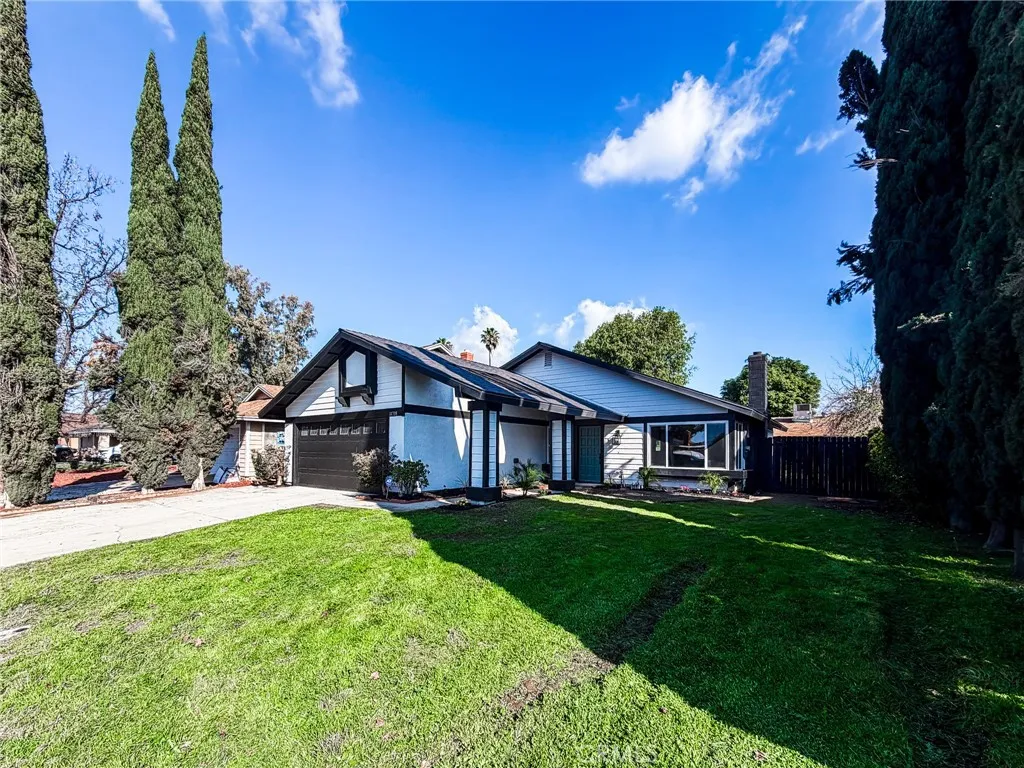 14708 Joshua Tree, Moreno Valley, California 92553 home-pic-2